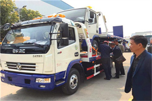 行唐汽车道路救援拖车价格